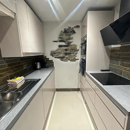 4 House Holiday home